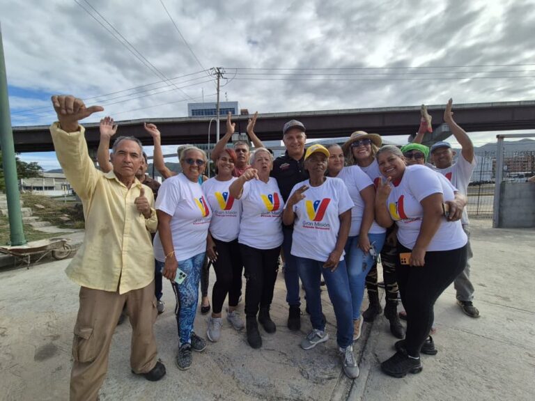 Comunidades de Zamora, Miranda, reciben dotación clave de materiales para culminar sus proyectos de vivienda organizada